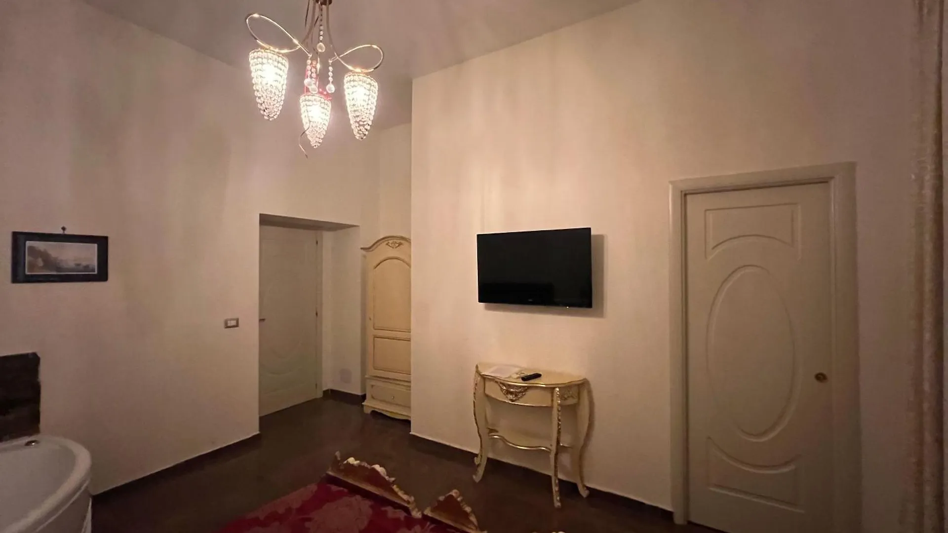 Guest House Maria Francesca 나폴리 0*,  이탈리아