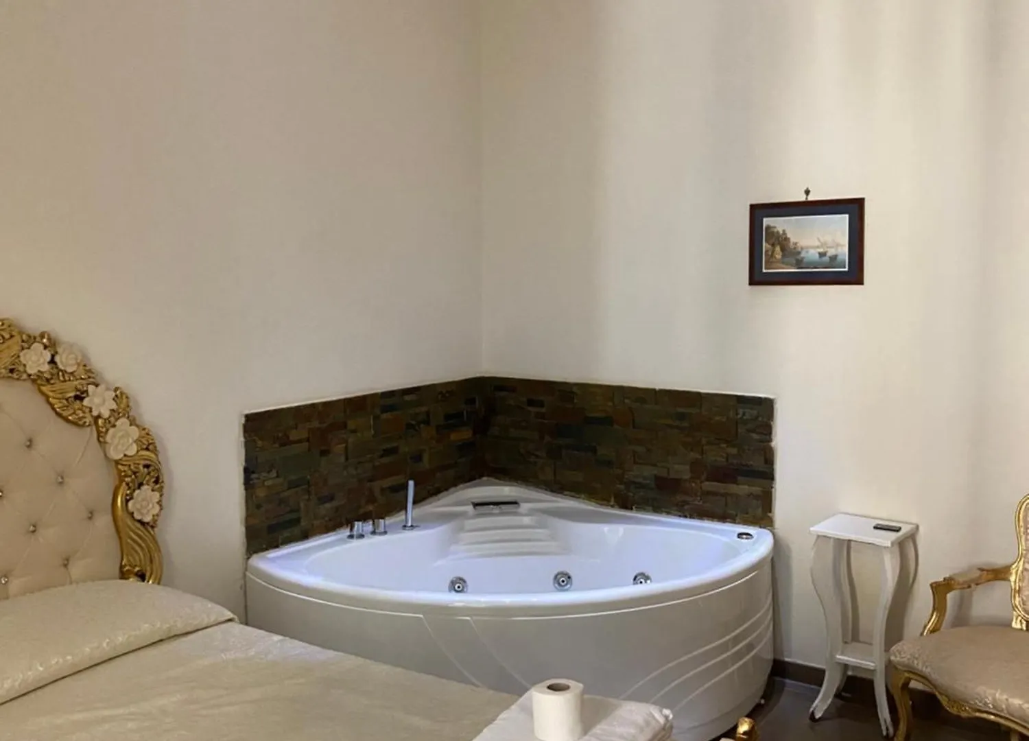 Guest House Maria Francesca 나폴리