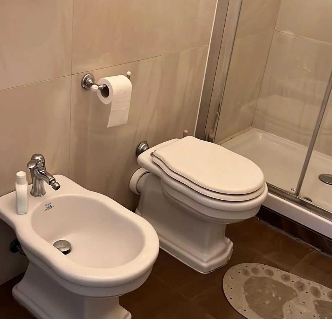 Guest House Maria Francesca 나폴리 B&B